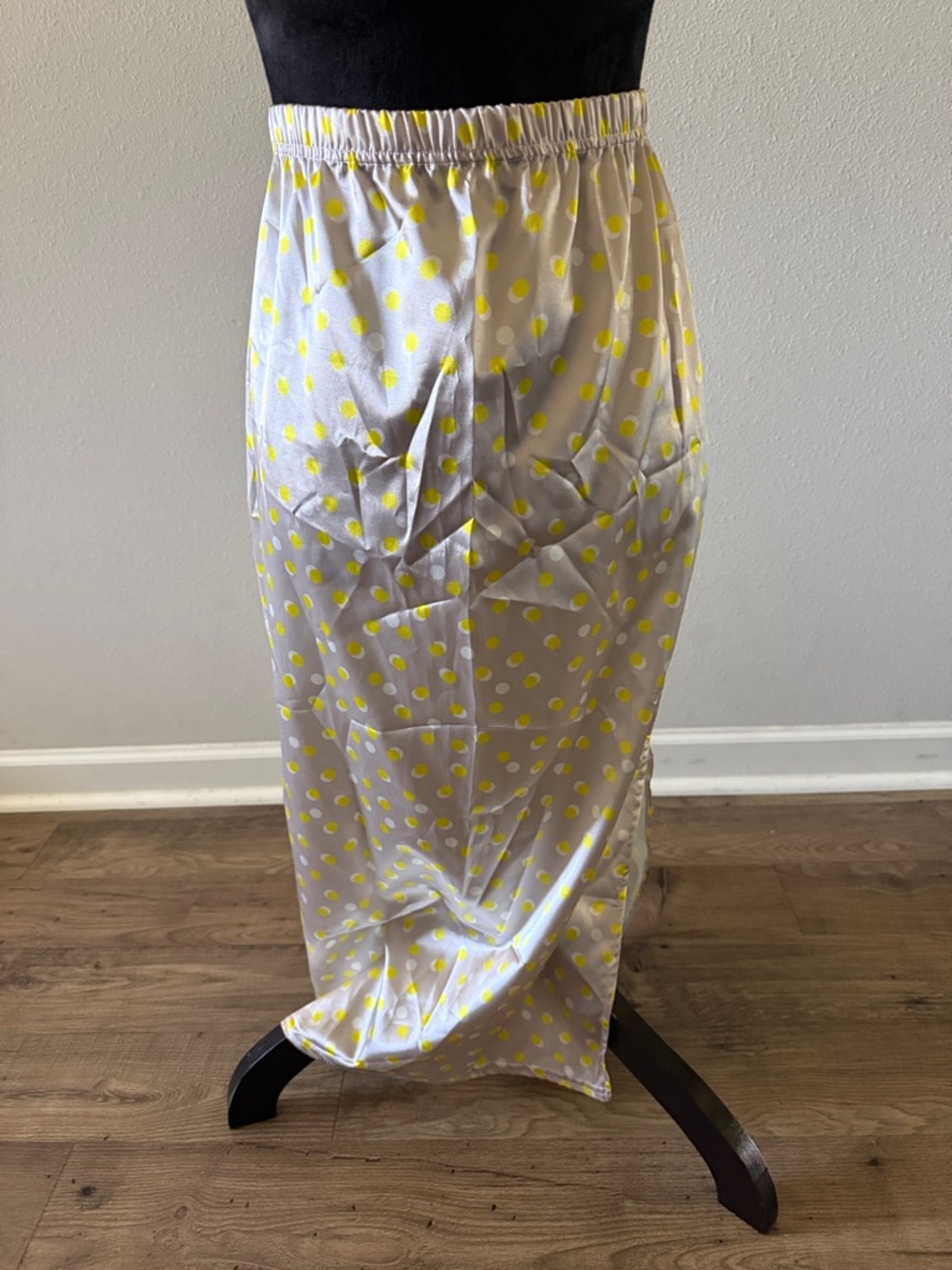 Women's Yellow Polka Dot Elastic Waist Maxi Skirt